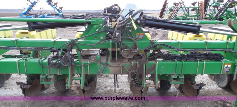 image for item L3729 John Deere 1720 planter