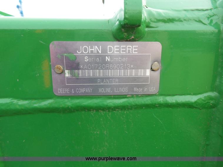 image for item L3729 John Deere 1720 planter