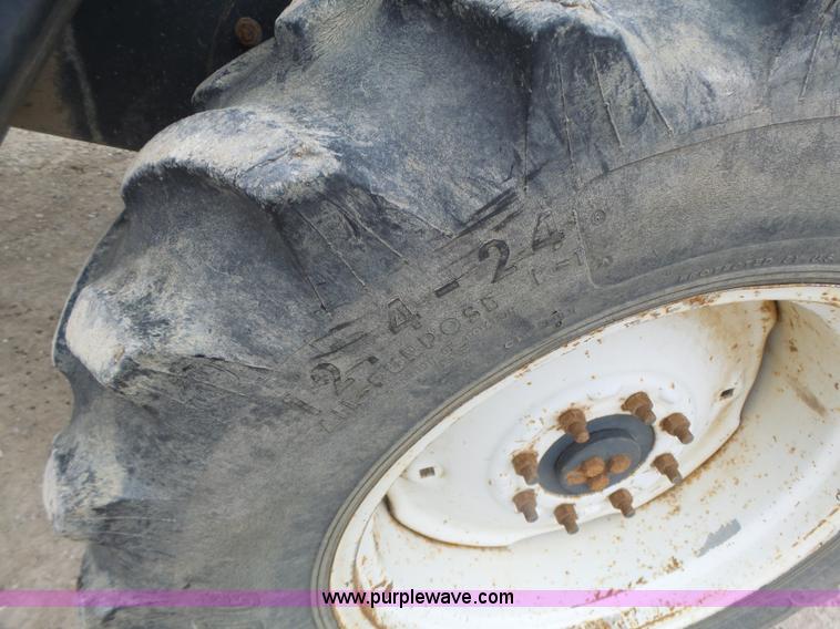 image for item L4246 1998 SpraCoupe 3440 self-propelled sprayer