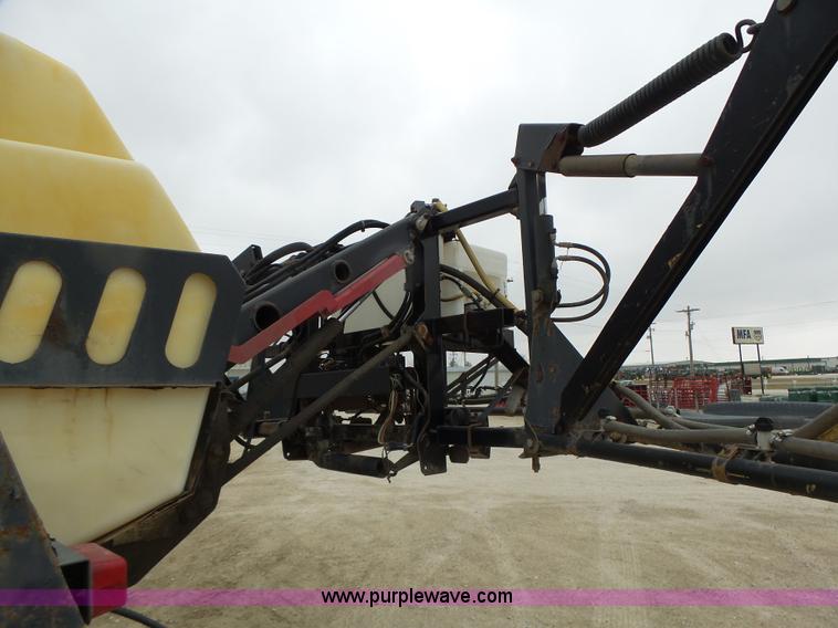 image for item L4246 1998 SpraCoupe 3440 self-propelled sprayer