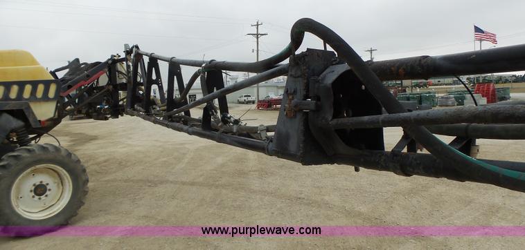 image for item L4246 1998 SpraCoupe 3440 self-propelled sprayer