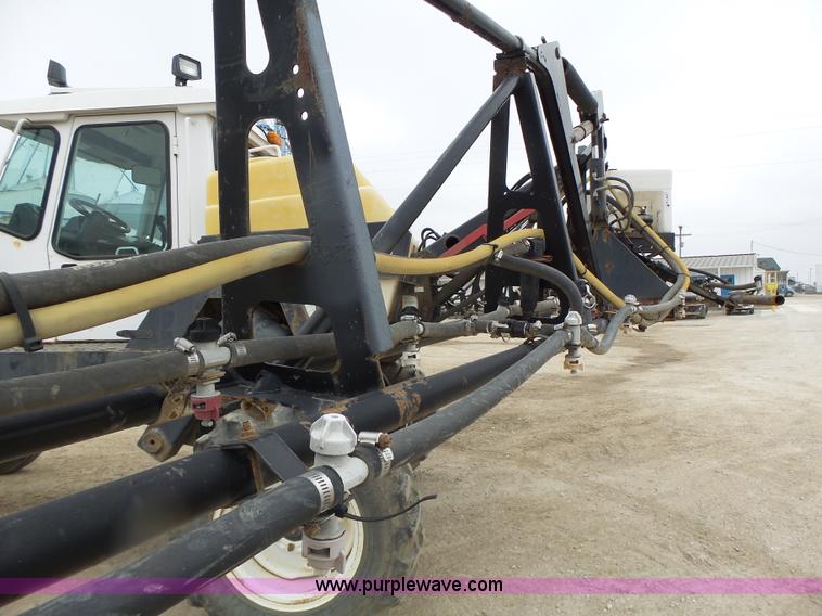image for item L4246 1998 SpraCoupe 3440 self-propelled sprayer