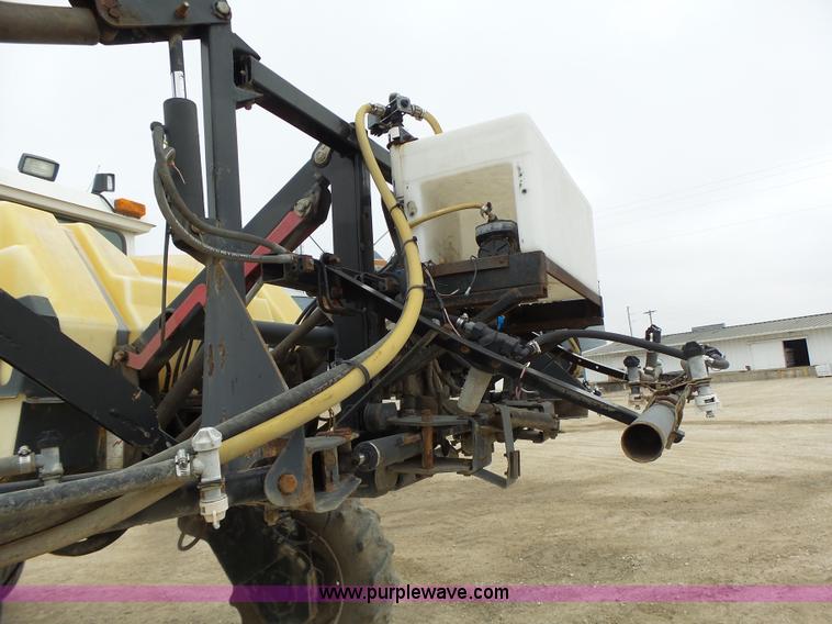 image for item L4246 1998 SpraCoupe 3440 self-propelled sprayer