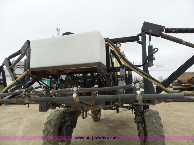 image for item L4246 1998 SpraCoupe 3440 self-propelled sprayer