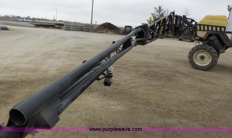 image for item L4246 1998 SpraCoupe 3440 self-propelled sprayer