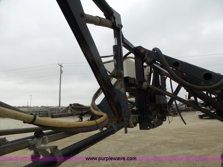 image for item L4246 1998 SpraCoupe 3440 self-propelled sprayer