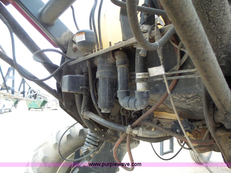 image for item L4246 1998 SpraCoupe 3440 self-propelled sprayer