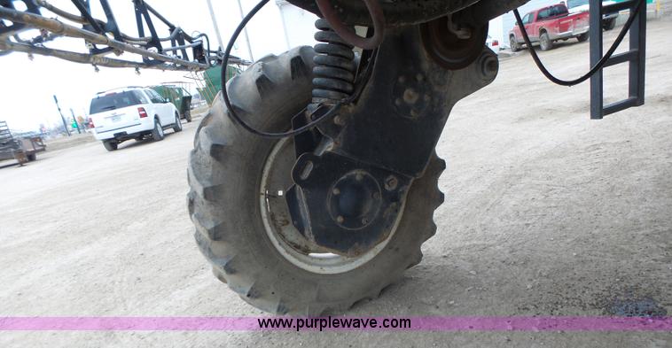 image for item L4246 1998 SpraCoupe 3440 self-propelled sprayer