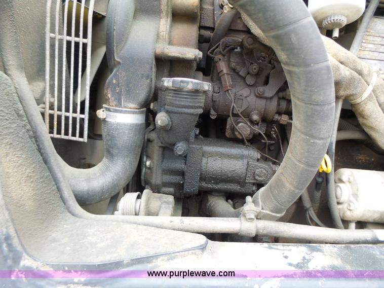 image for item L4246 1998 SpraCoupe 3440 self-propelled sprayer