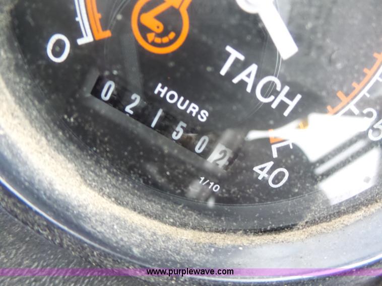 image for item L4246 1998 SpraCoupe 3440 self-propelled sprayer