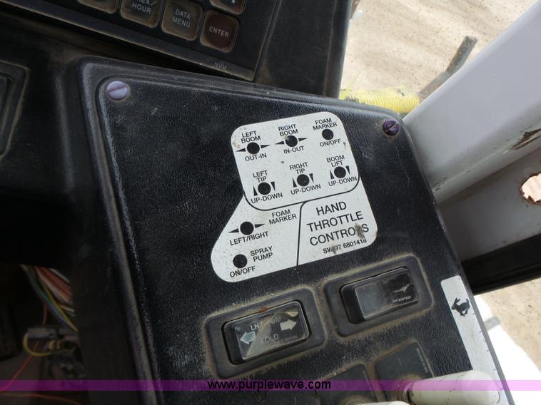 image for item L4246 1998 SpraCoupe 3440 self-propelled sprayer