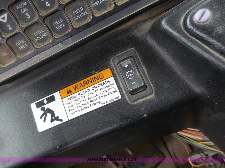 image for item L4246 1998 SpraCoupe 3440 self-propelled sprayer