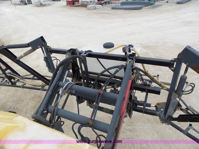 image for item L4246 1998 SpraCoupe 3440 self-propelled sprayer