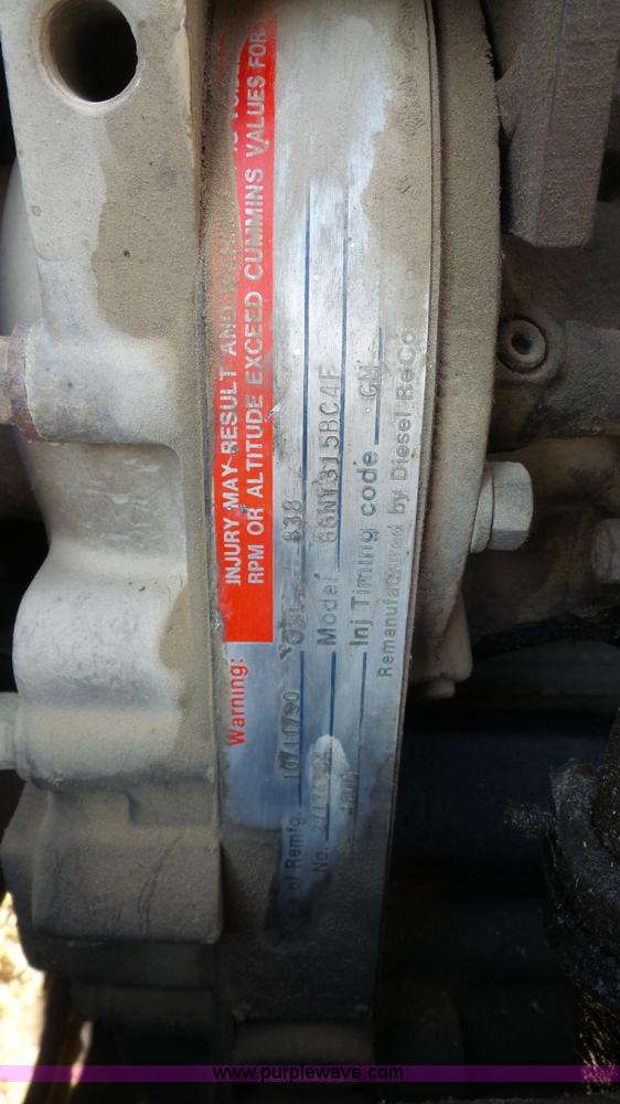 image for item L4773 1988 Peterbilt 377 semi truck