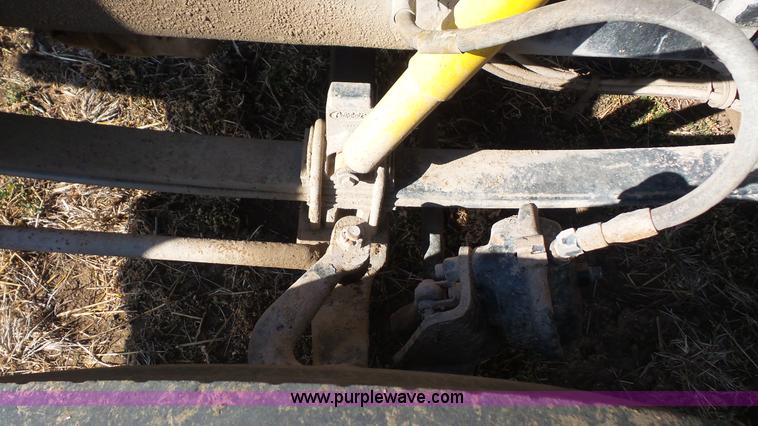 image for item L4773 1988 Peterbilt 377 semi truck