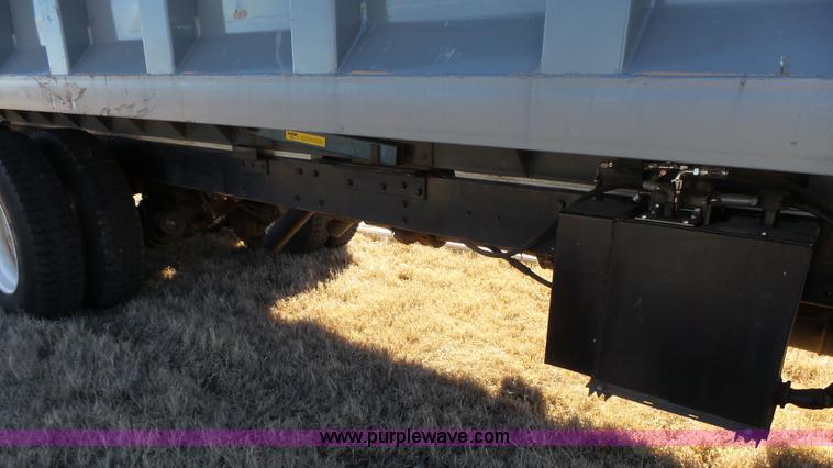 image for item L6213 1982 Mack grain truck