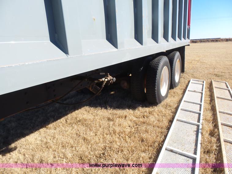 image for item L6213 1982 Mack grain truck