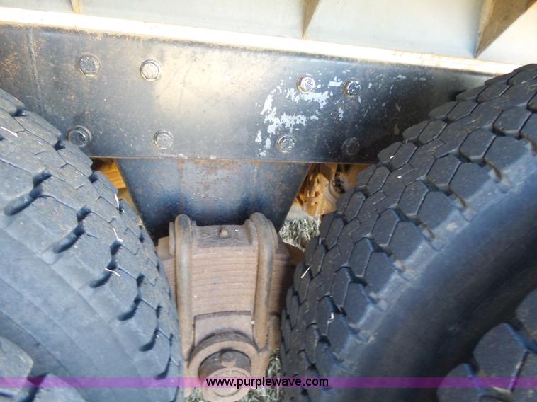 image for item L6213 1982 Mack grain truck