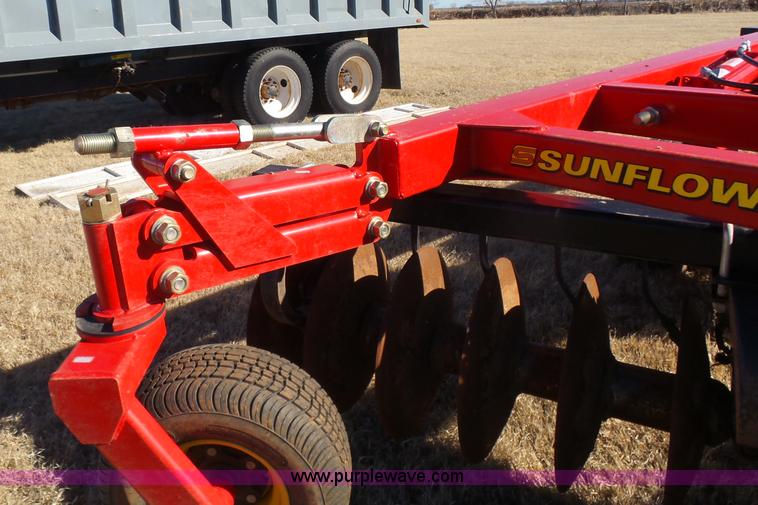 image for item L6214 Sunflower 1435 double off-set disk