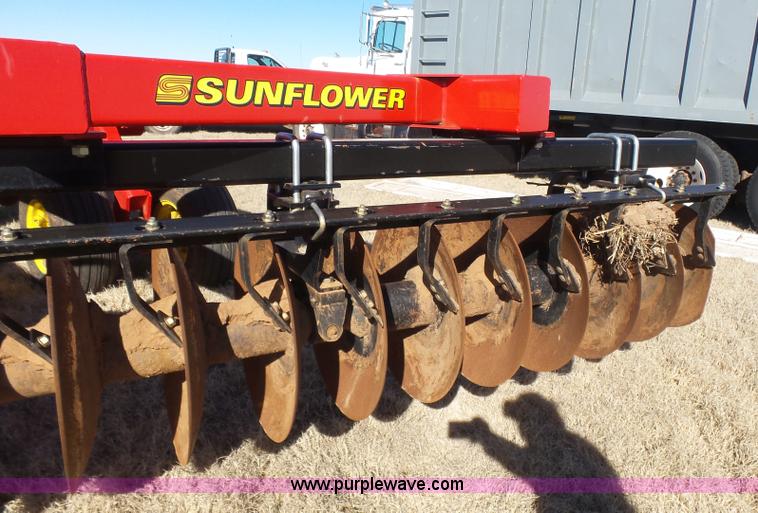 image for item L6214 Sunflower 1435 double off-set disk