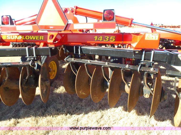 image for item L6214 Sunflower 1435 double off-set disk