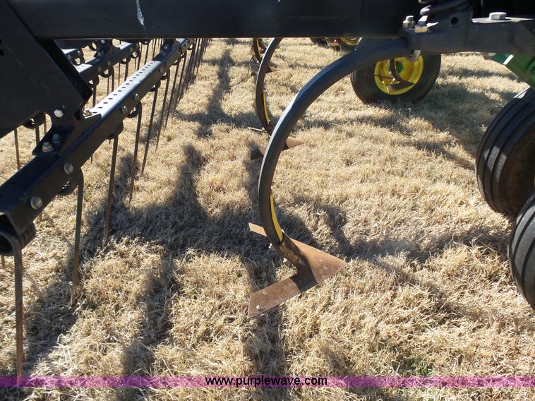 image for item L6215 John Deere 2410 chisel plow