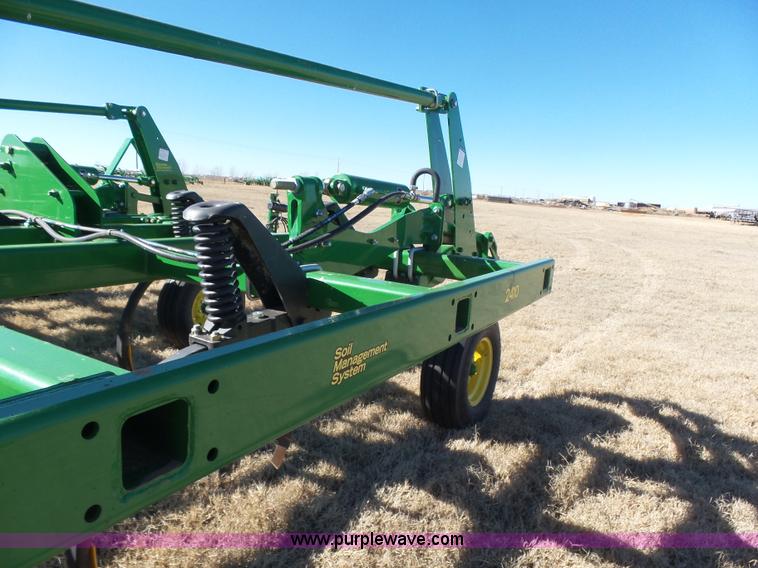 image for item L6215 John Deere 2410 chisel plow