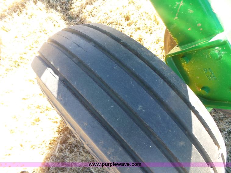 image for item L6215 John Deere 2410 chisel plow