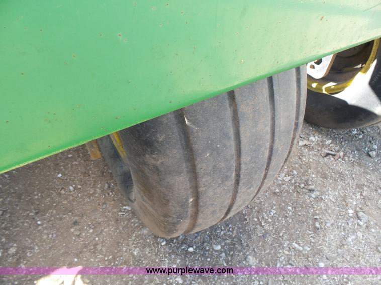 image for item L6236 John Deere 1780 Conservation 16/31 split-row planter
