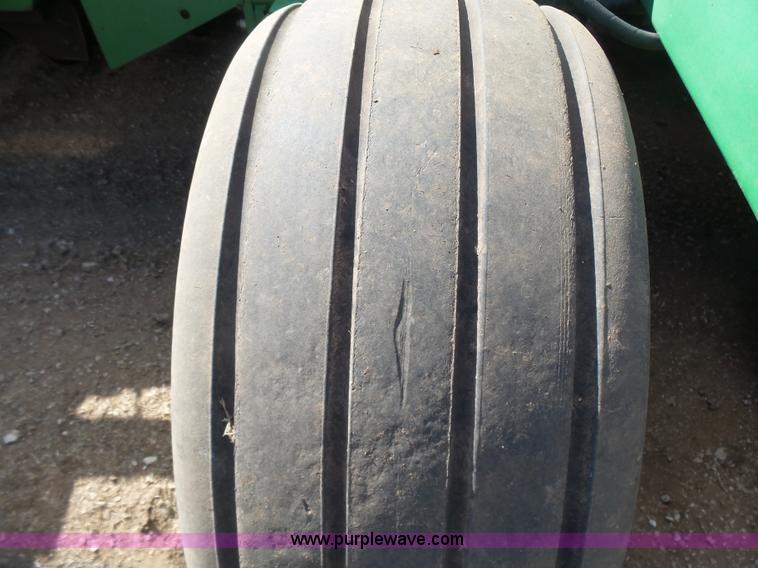 image for item L6236 John Deere 1780 Conservation 16/31 split-row planter