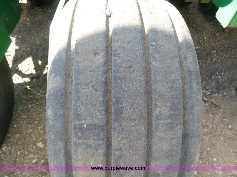 image for item L6236 John Deere 1780 Conservation 16/31 split-row planter