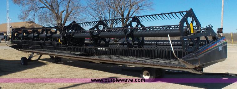 image for item L6243 2004 MacDon 973 Harvest draper head