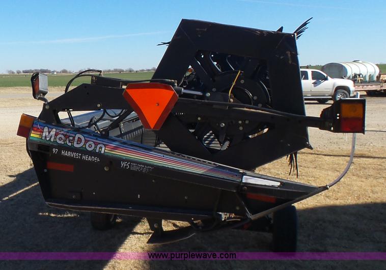 image for item L6243 2004 MacDon 973 Harvest draper head
