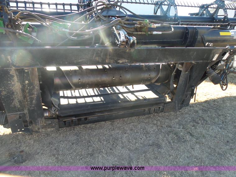 image for item L6243 2004 MacDon 973 Harvest draper head