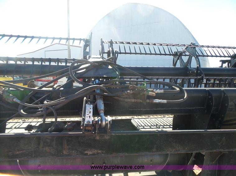 image for item L6243 2004 MacDon 973 Harvest draper head