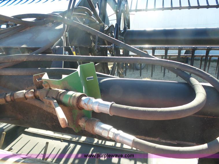 image for item L6243 2004 MacDon 973 Harvest draper head