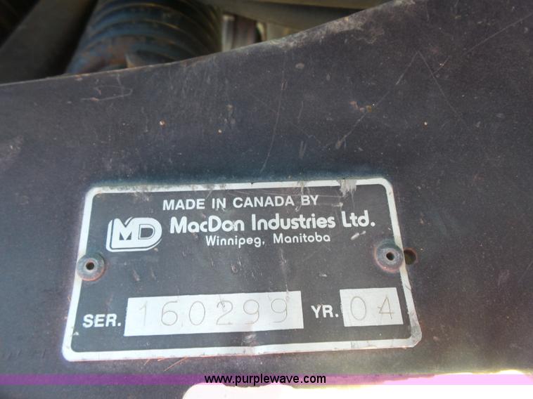 image for item L6243 2004 MacDon 973 Harvest draper head