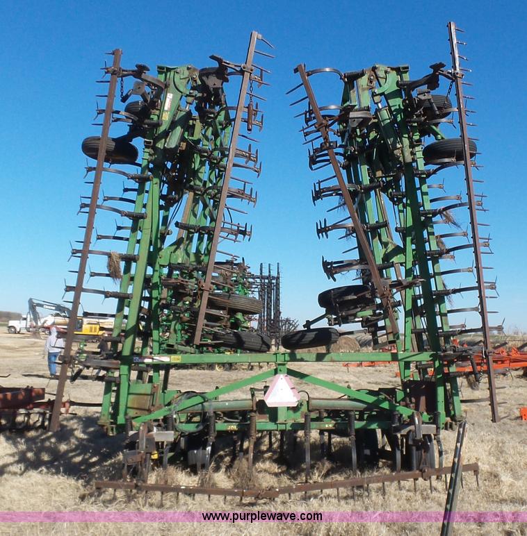 image for item L6244 John Deere 1060 field cultivator