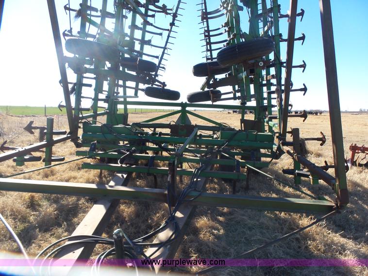 image for item L6244 John Deere 1060 field cultivator