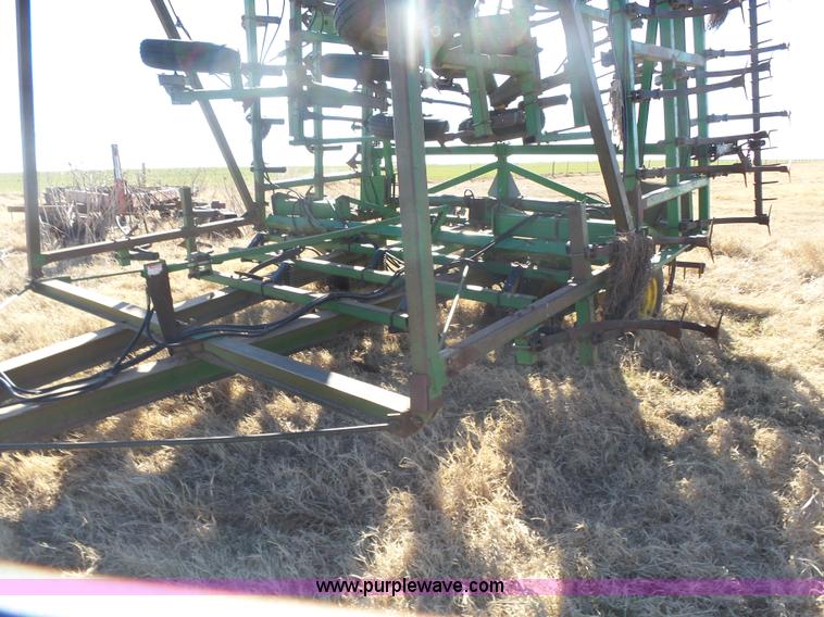 image for item L6244 John Deere 1060 field cultivator
