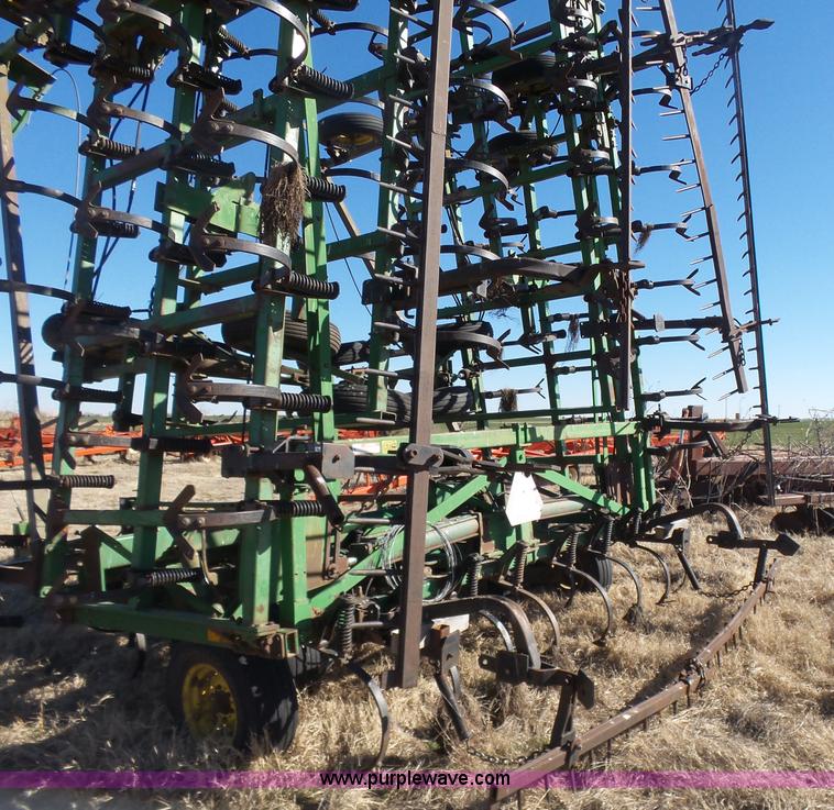 image for item L6244 John Deere 1060 field cultivator