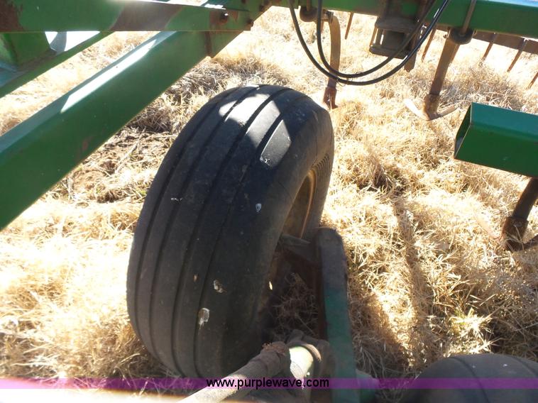 image for item L6244 John Deere 1060 field cultivator