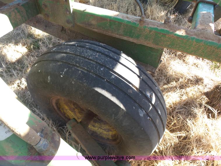 image for item L6244 John Deere 1060 field cultivator