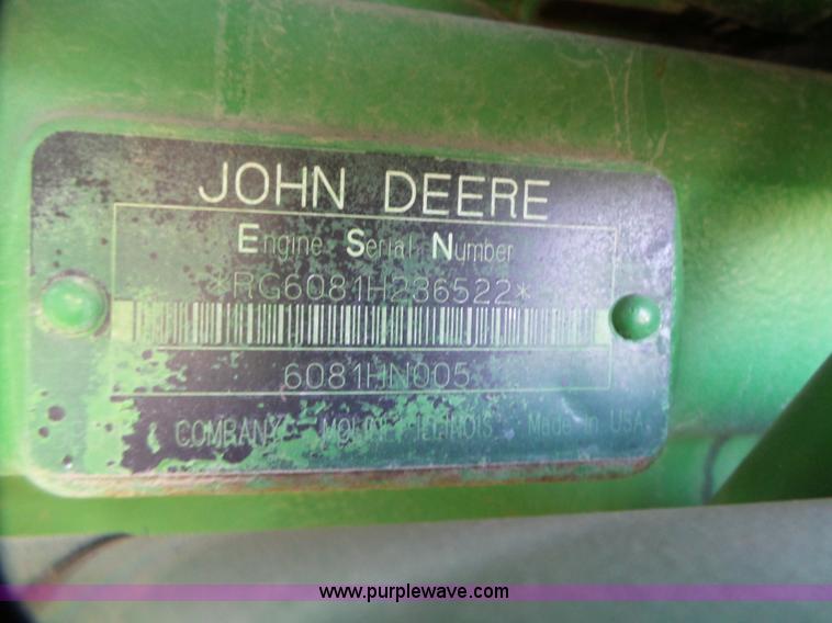 image for item L6253 2004 John Deere 4920 self-propelled applicator