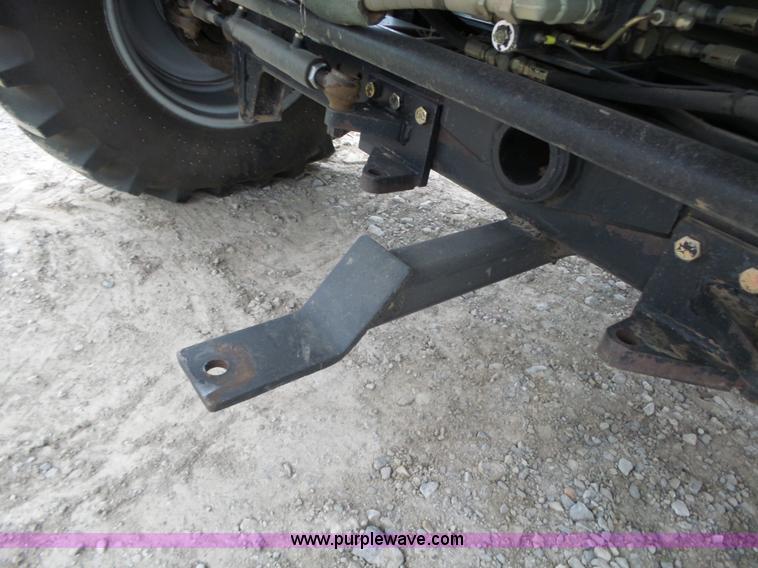 image for item L6269 1997 Gleaner R52 RWA combine