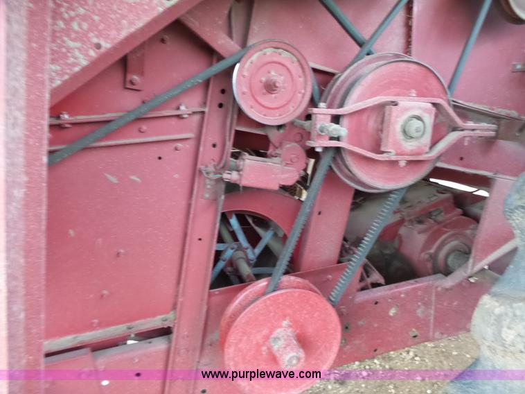 image for item L6272 1992 Case IH 1660 RWA combine