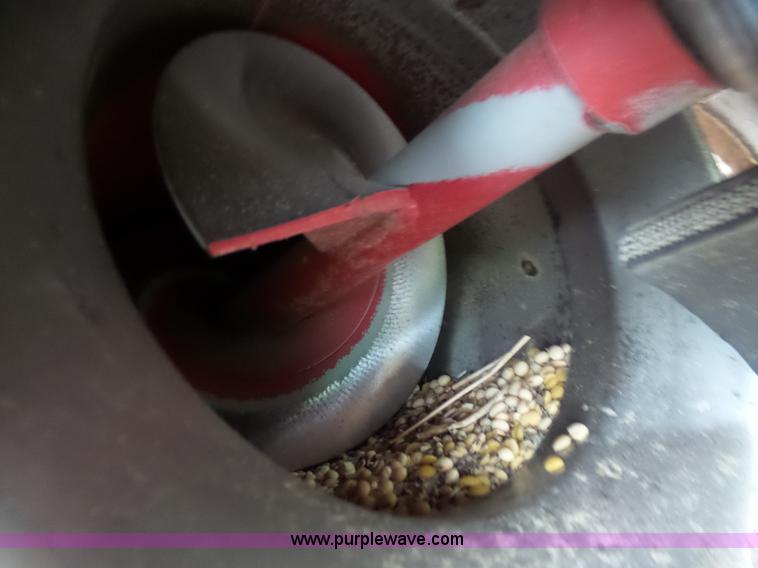 image for item L6272 1992 Case IH 1660 RWA combine