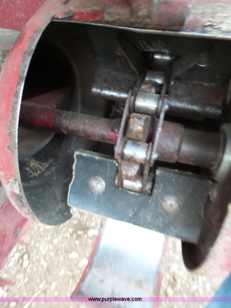 image for item L6272 1992 Case IH 1660 RWA combine