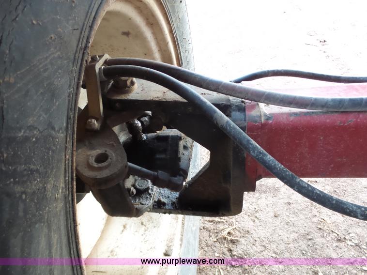 image for item L6272 1992 Case IH 1660 RWA combine