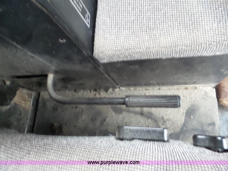 image for item L6272 1992 Case IH 1660 RWA combine